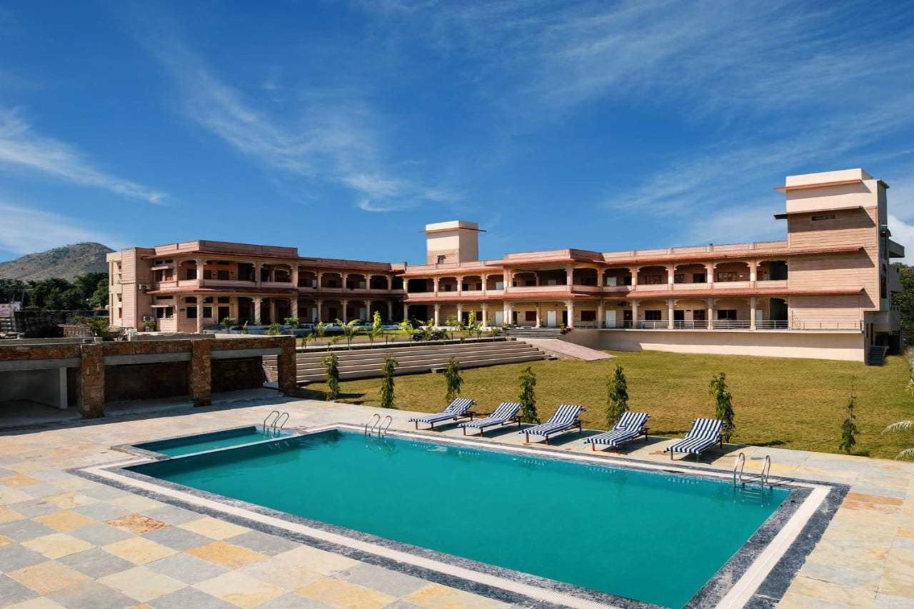 Jai Niwas Palace Resort Кумбхалгарх Экстерьер фото